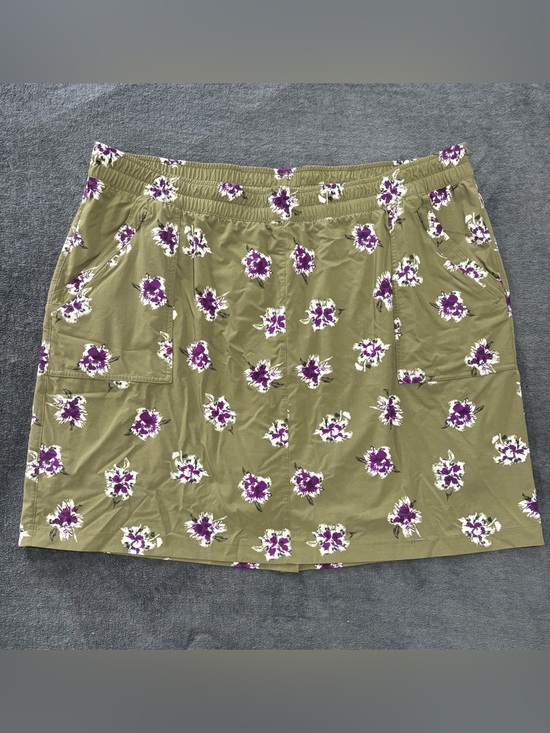 Duluth Trading Co Pants - Duluth Trading Floral Skort Green Purple Size XXL Stretch Lightweight Gardening